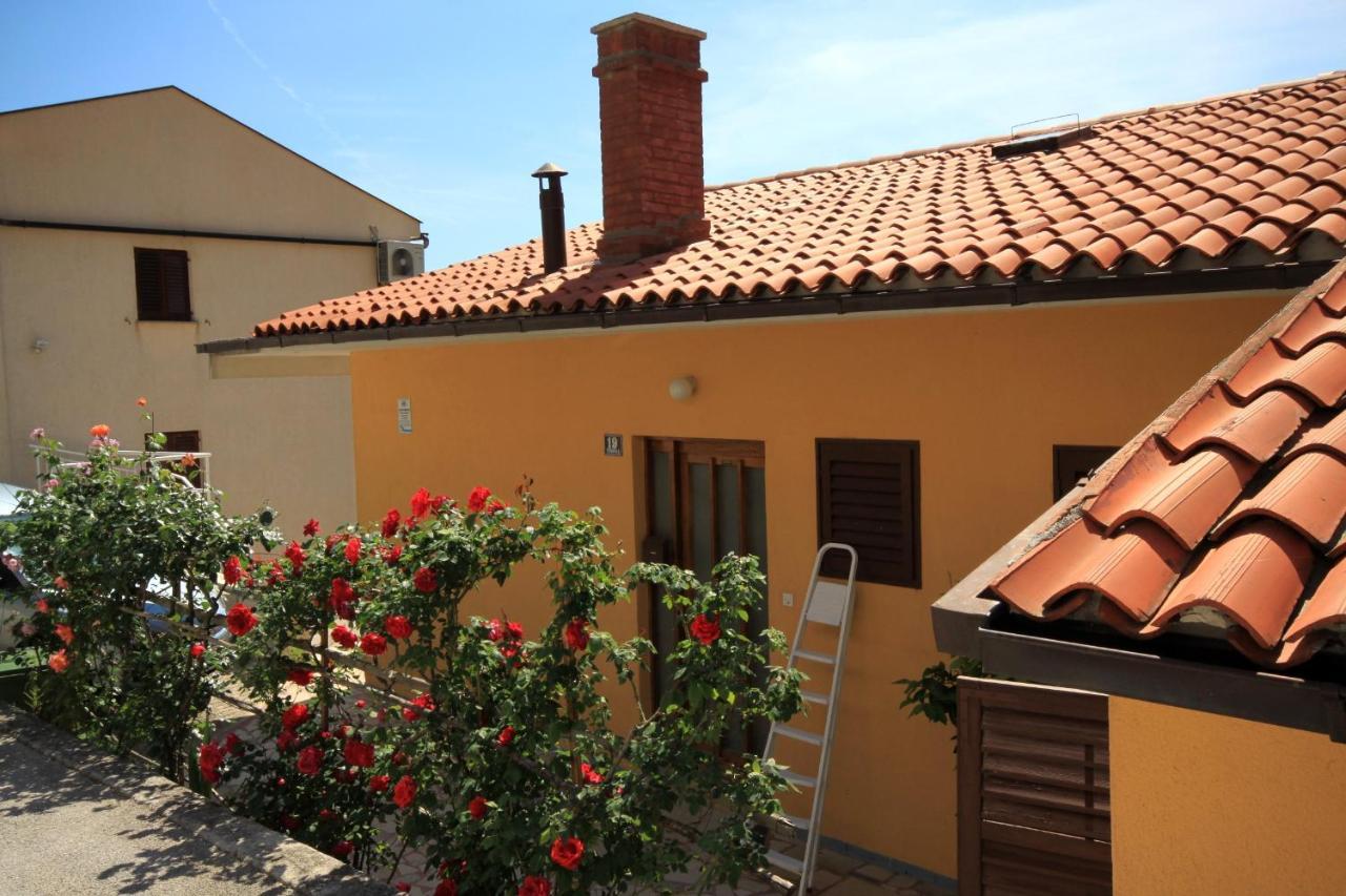 Apartments With A Parking Space Rabac, Labin - 6414 Екстер'єр фото